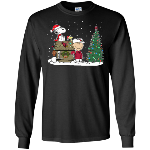 Arizona Cardinals Snoopy The Peanuts Movie Christmas Football Super Bowl LS Cotton T-Shirt - The White Eagles Arizona Cardinals Snoopy The Peanuts Movie Christmas Football Super Bowl LS Cotton T-Shirt - The White Eagles