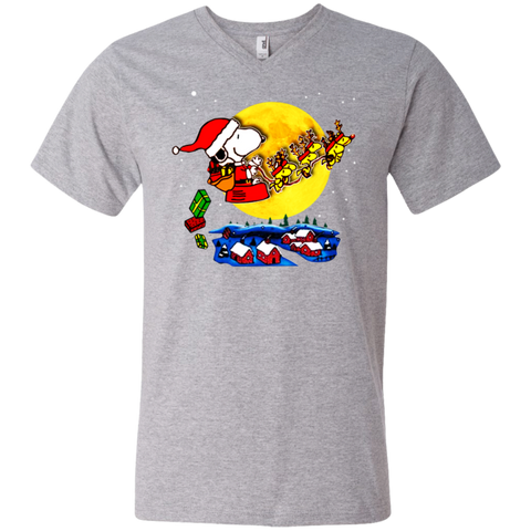 Snoopy Santa Claus Christmas The Peanuts Movie Men's V-Neck T-Shirt - The White Eagles Snoopy Santa Claus Christmas The Peanuts Movie Men's V-Neck T-Shirt - The White Eagles