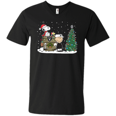 Oakland Raiders Snoopy The Peanuts Ugly Christmas Sweater  Super Bowl Men's V-Neck T-Shirt - The White Eagles