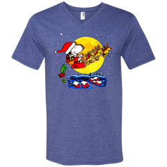 Snoopy Santa Claus Christmas The Peanuts Movie Men's V-Neck T-Shirt - The White Eagles