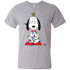 Snoopy Christmas Tree The Peanuts Movie Snoopy Men's V-Neck T-Shirt - The White Eagles