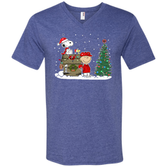 Tampa Bay Buccaneers Snoopy The Peanuts Ugly Christmas Sweater  Super Bowl Men's V-Neck T-Shirt - The White Eagles