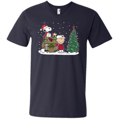 Arizona Cardinals Snoopy The Peanuts Movie Christmas Football Super Bowl Men's V-Neck T-Shirt - The White Eagles